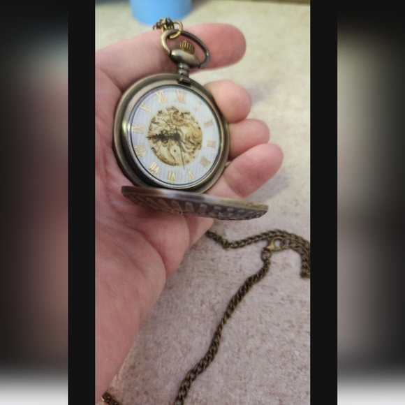 Brand New Steampunk gears quartz pocket watch - Picture 4 of 4